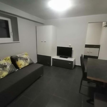 Pokoje Goscinne U Oksany Łagów Buitenkant foto